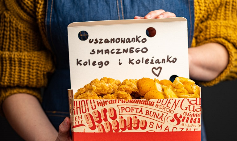 to-go boxes takeaway paper boxes with a note