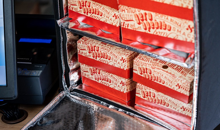 food takeaway packaging to-go packaging for delivery