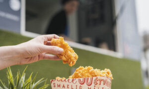 food kiosk Food kiosk – find out why opening a fast food stand is a profitable investment