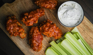 Spicy Buffalo wings The history of Buffalo Wings – where do they come from?